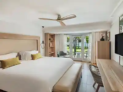 Deluxe Beach Front Room